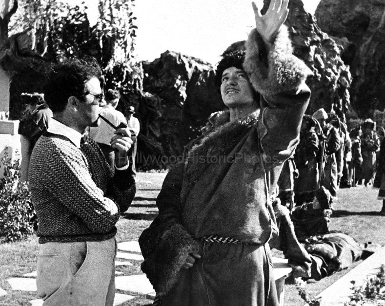 Frank Capra 1937 2 WM.jpg